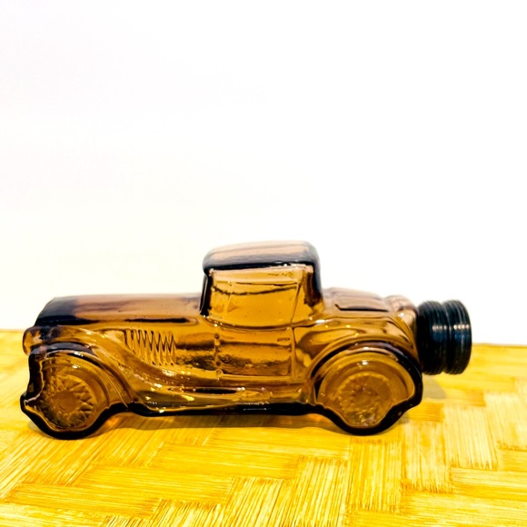 Vintage Avon Sterling six tribute after shave 7fl oz bottle. - Picture 3 of 5